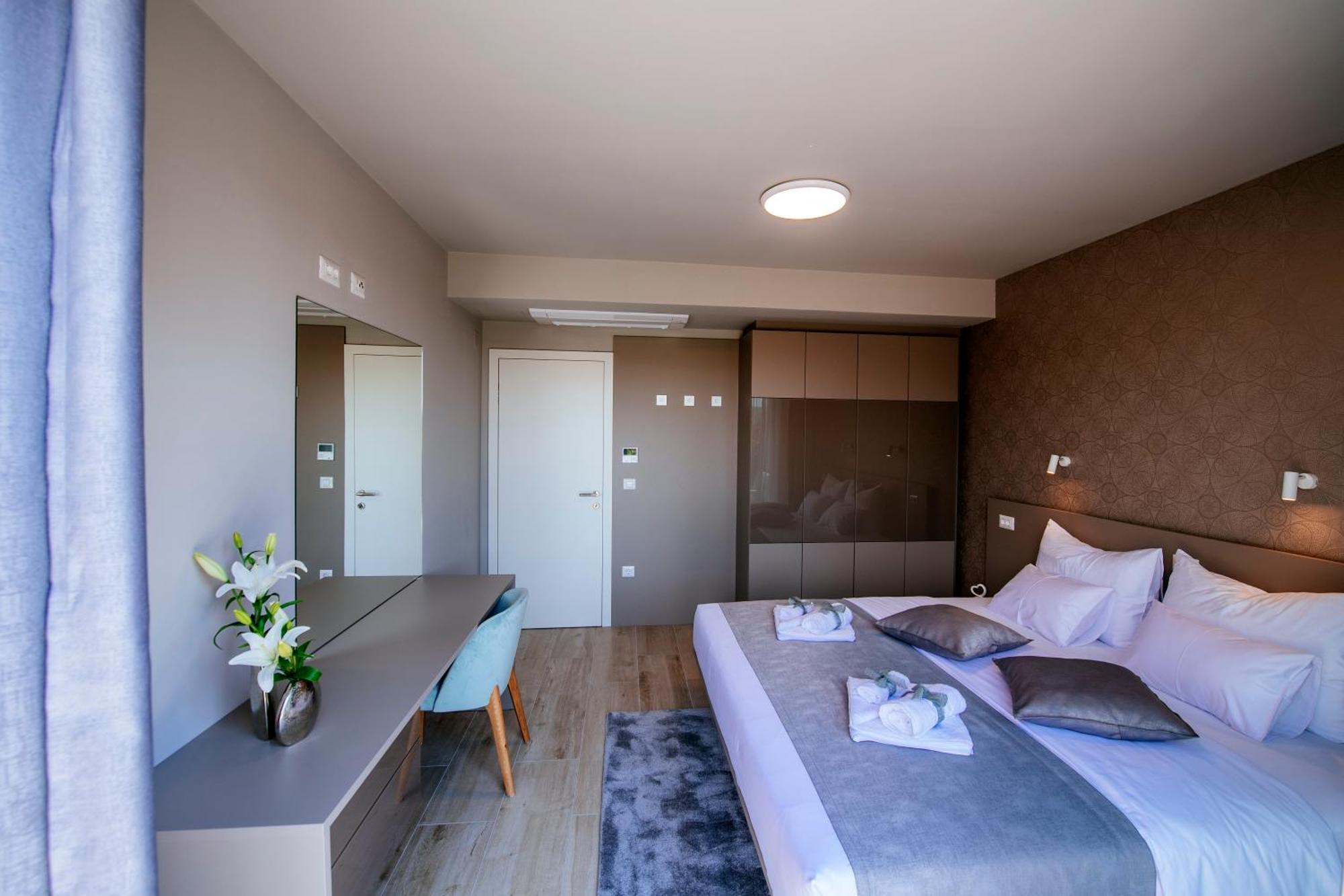 Dedaj Resort - Villa Auri Zadar Ruang foto